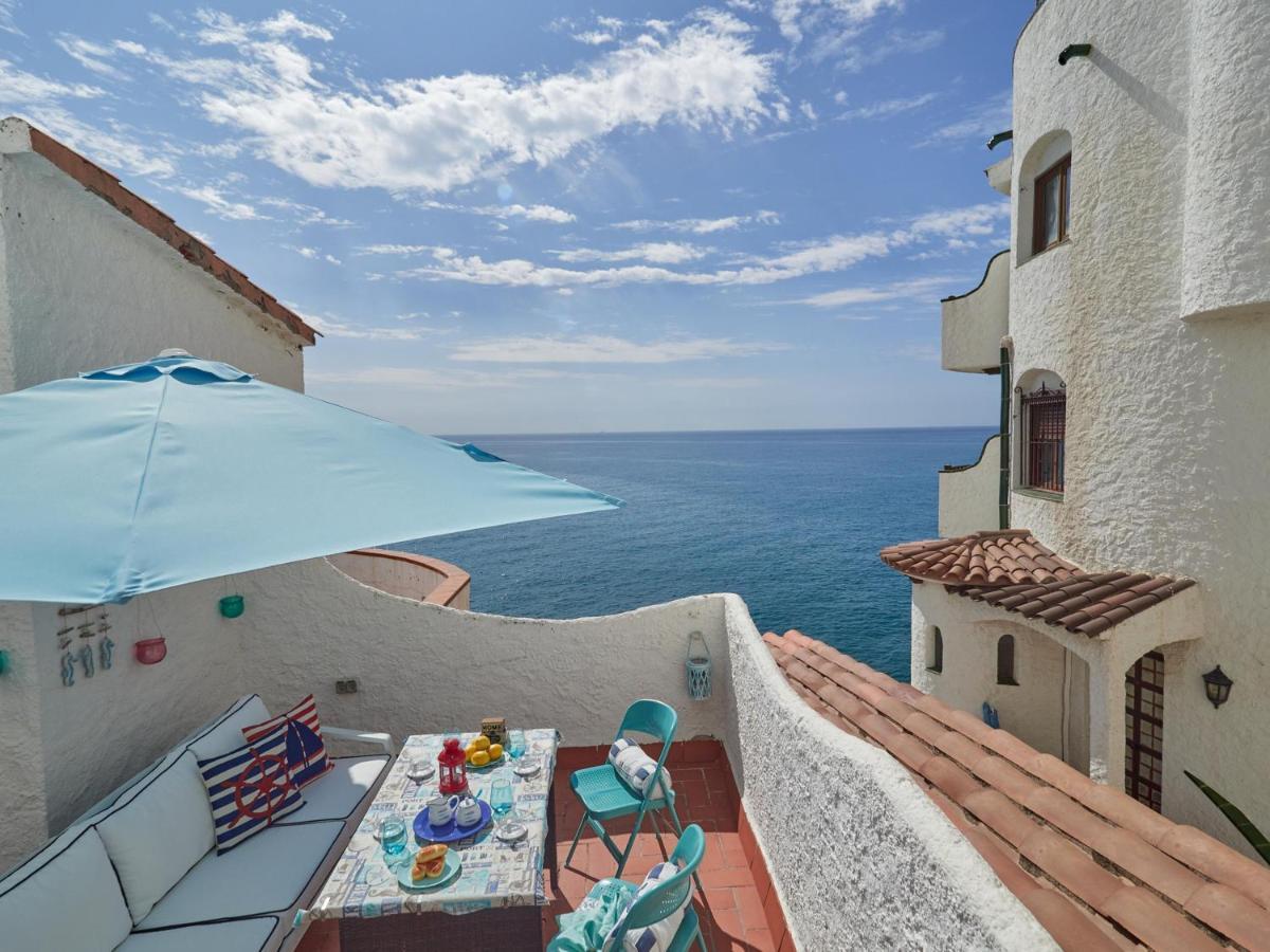 Апартаменты Azur Window Сиджес Экстерьер фото